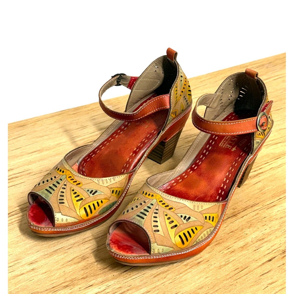 L'Artiste Spring Step Avelle Red Multi Leather Hand Painted Sandals Heels 42